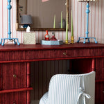 Bamboo Dressing Table with Reeded Drawers - Red Oak