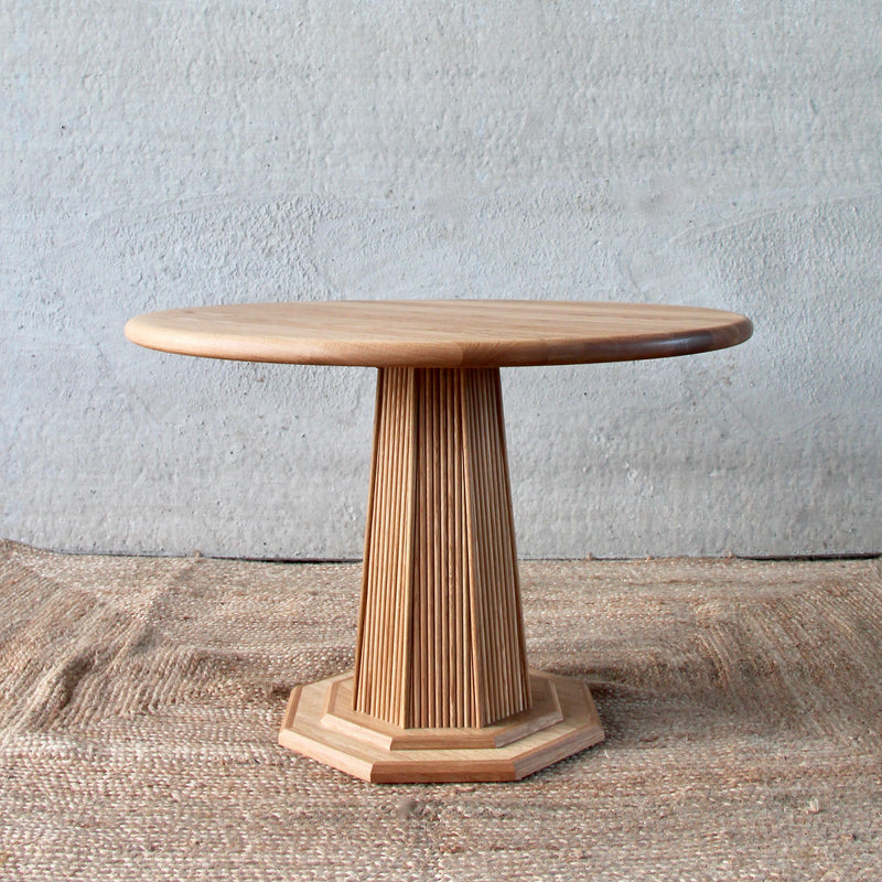 Reeded Dining Table with Central Pedestal Base
