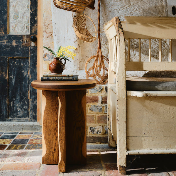 Tinker Side Table - Dark with Natural Oak – ALFRED NEWALL